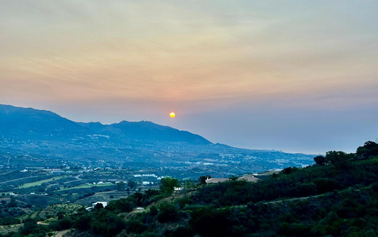 Bright Apartment In The Hills Of Elviria Μάλαγα Εξωτερικό φωτογραφία